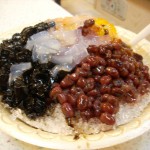 Shaved ice with toppings
