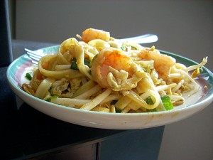 See Lingbo Cook: Pad thai!